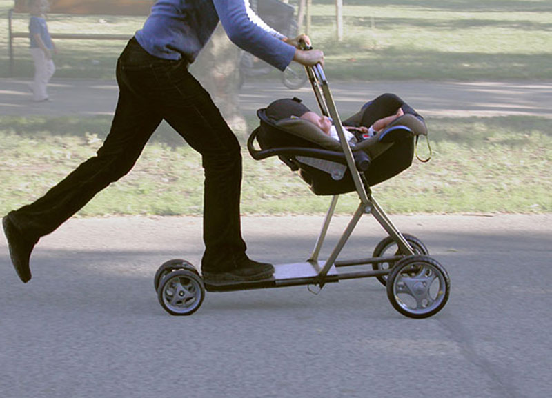 passeando com bebe de forma divertida