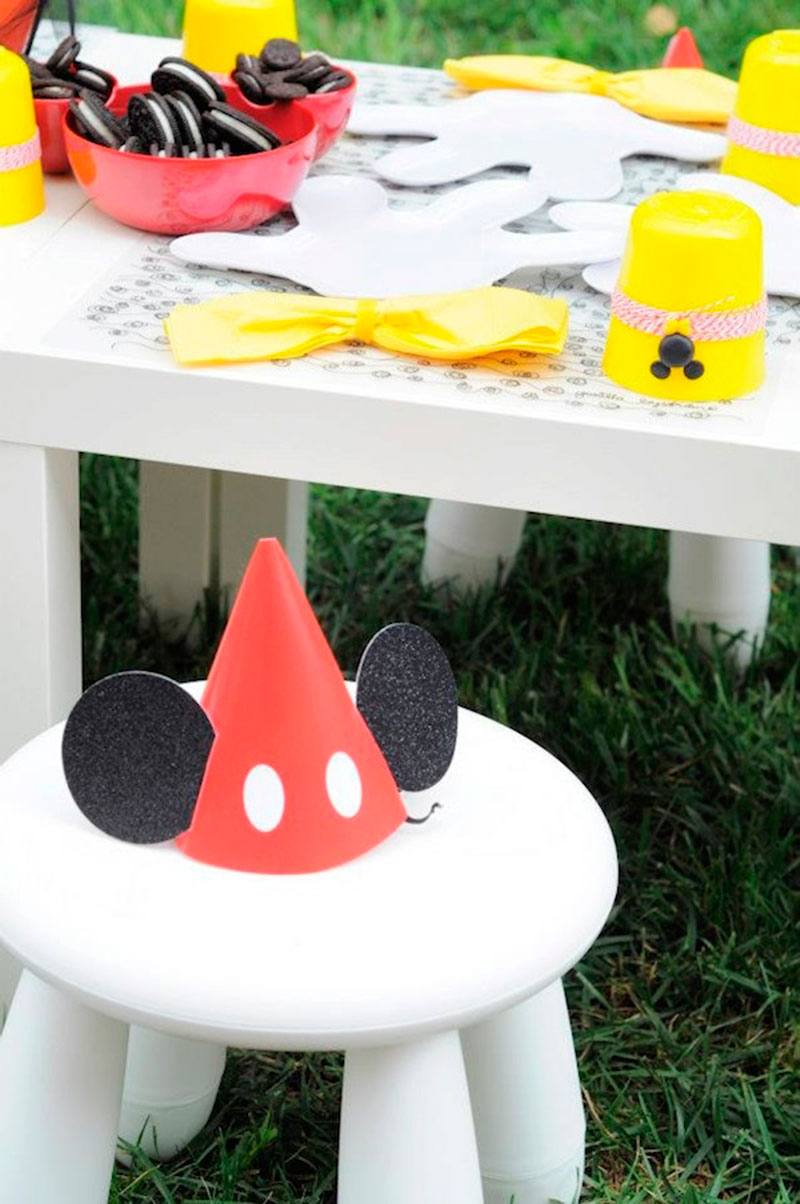 mesinha de aividade do mickeyu