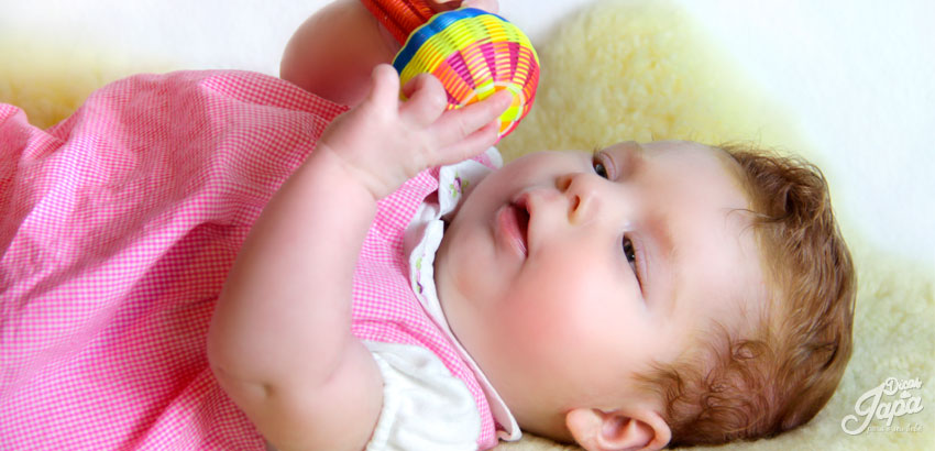 bebê de 4 meses