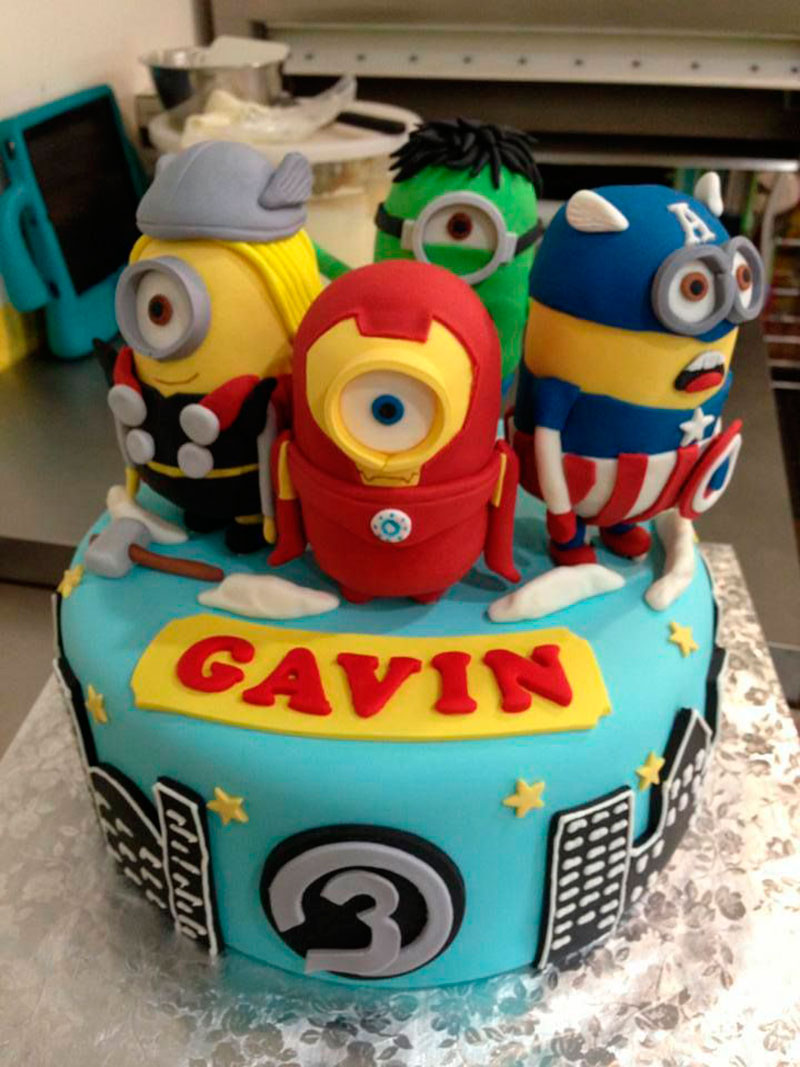 minions vingadores-bolo