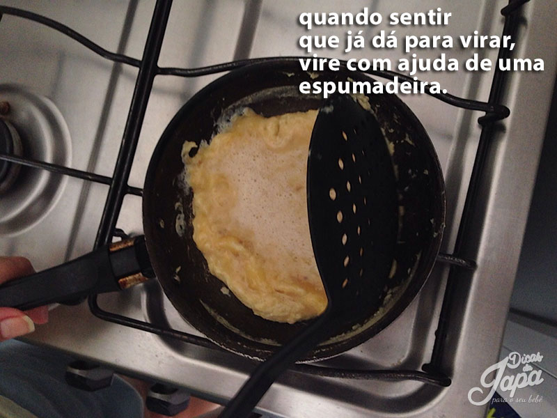 10-receita-de-panqueca-com-banana-vire