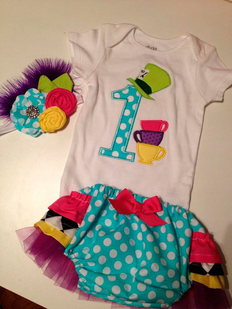 roupa de alice no pais das maravilhas para bebe