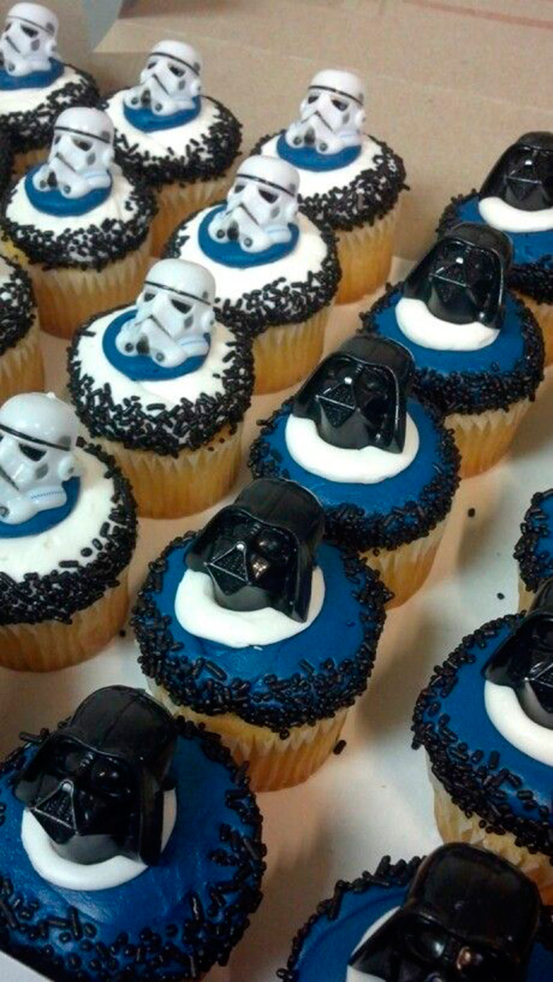 Stormtrooper e darth vader cupcake