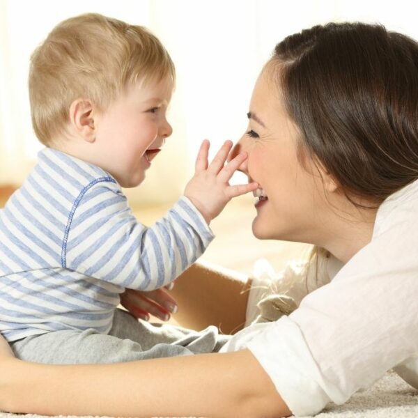 brincadeiras para bebê de 7 meses